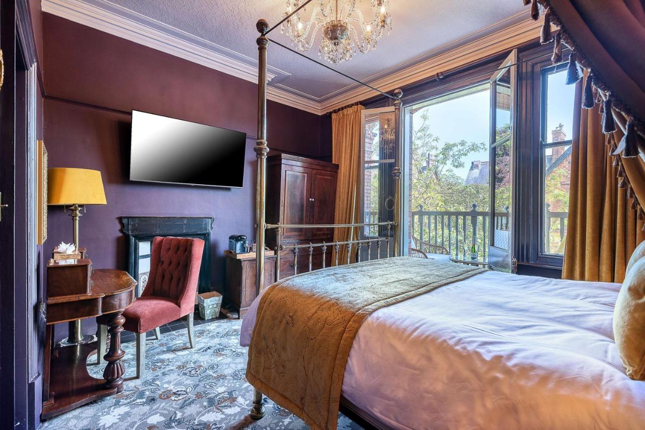 Clementine'S Guest House Йорк Екстериор снимка A bedroom at the hotel